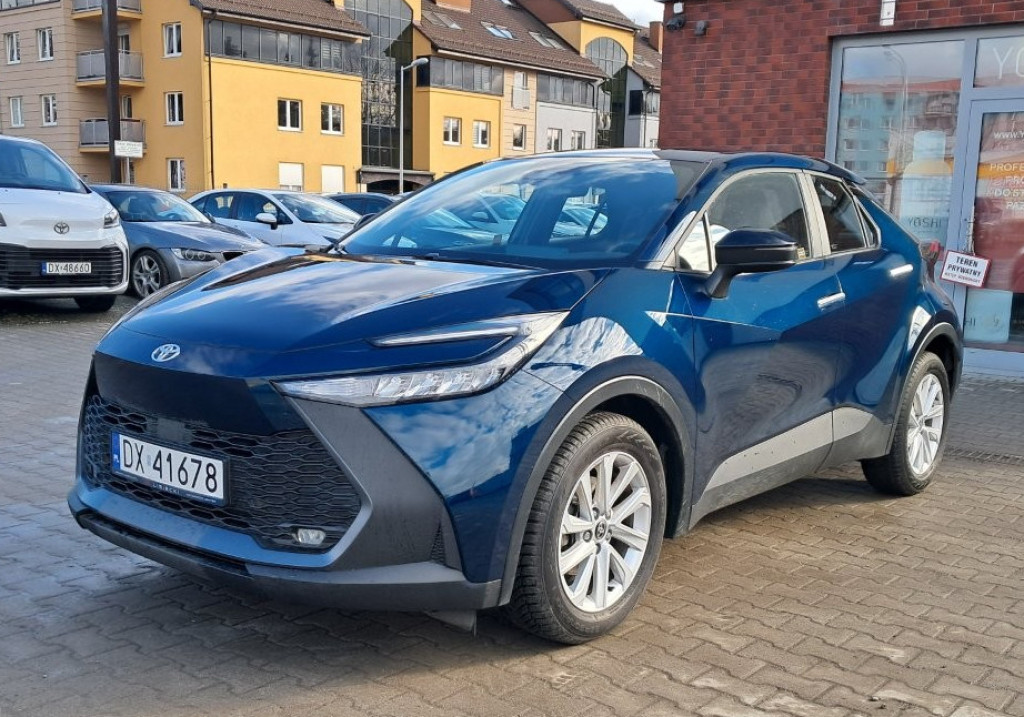 Toyota C-HR Hybrid AUTOMATIC